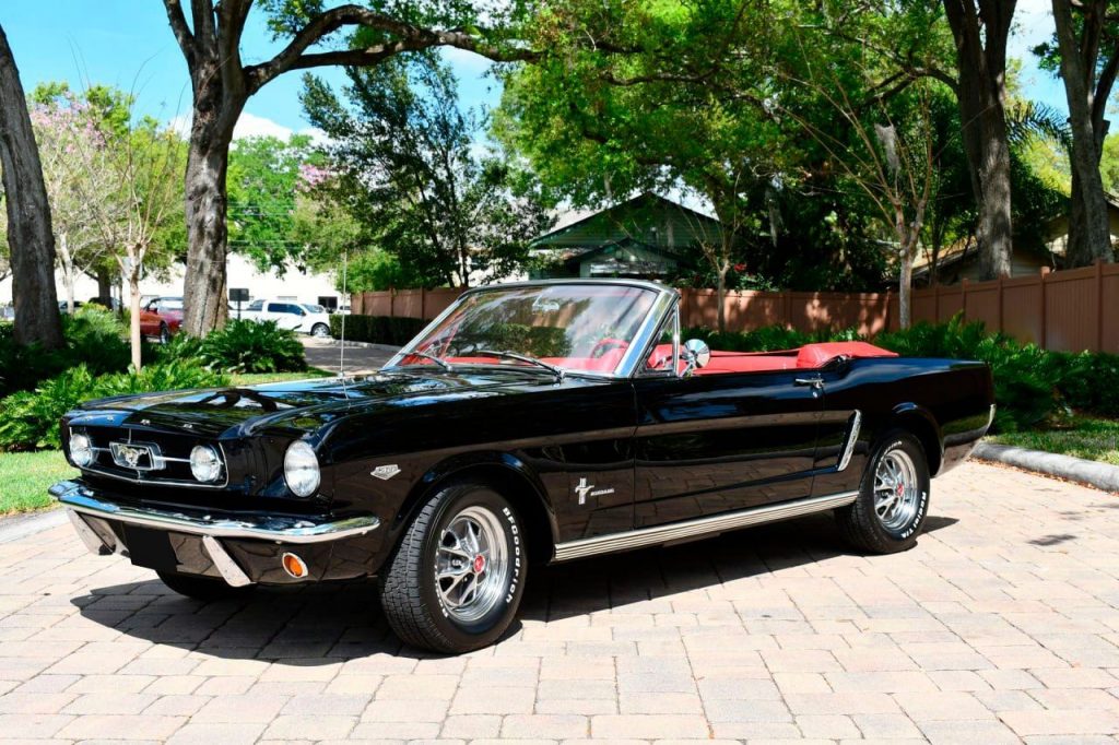 1965 FORD MUSTANG